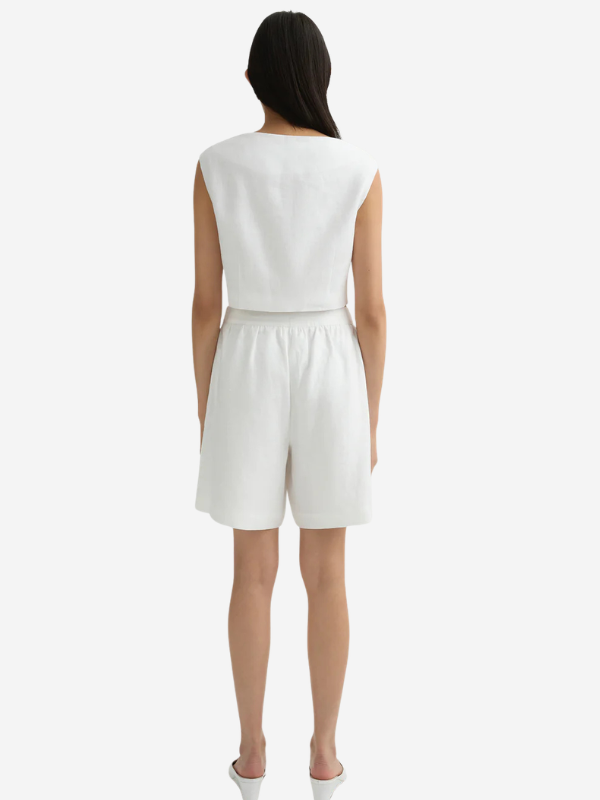 Dakota Short in Ivory